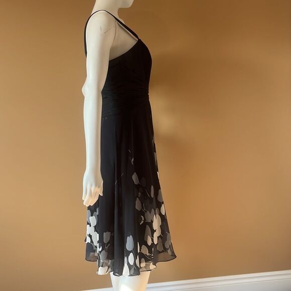 Strapless or straps, you can choose - Picture 9 of 12